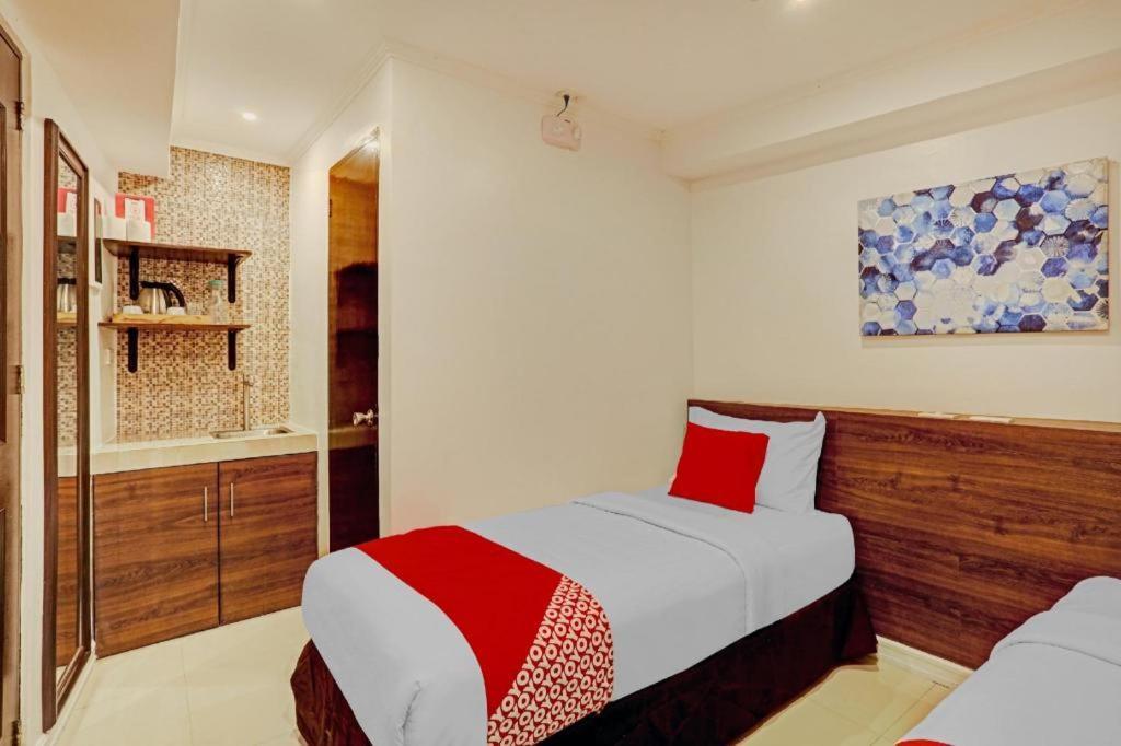 Hotel Super Oyo Capital O 232 Nest Nano Makati City