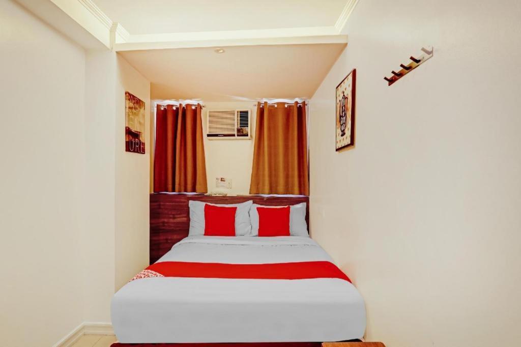 Hotel Super Oyo Capital O 232 Nest Nano Makati City