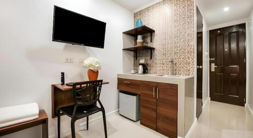Super Oyo Capital O 232 Nest Nano Hotel Makati City